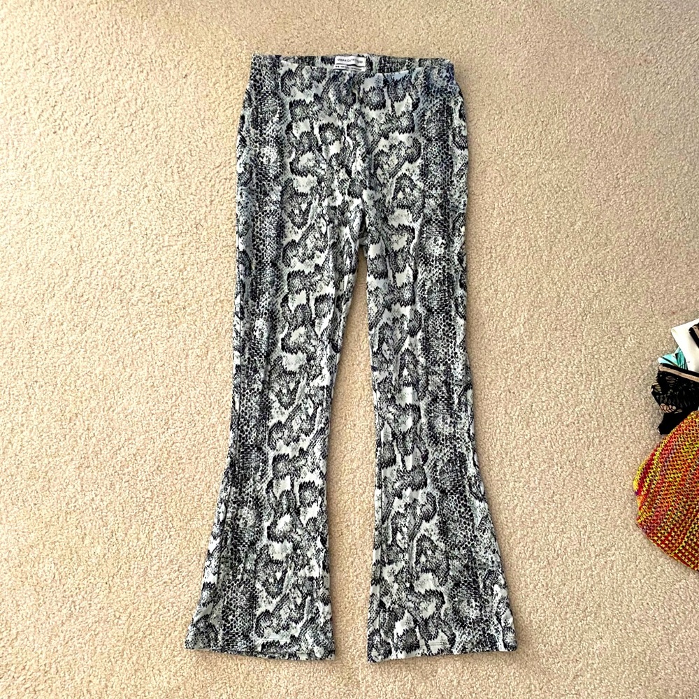 Snake print crop kick flares